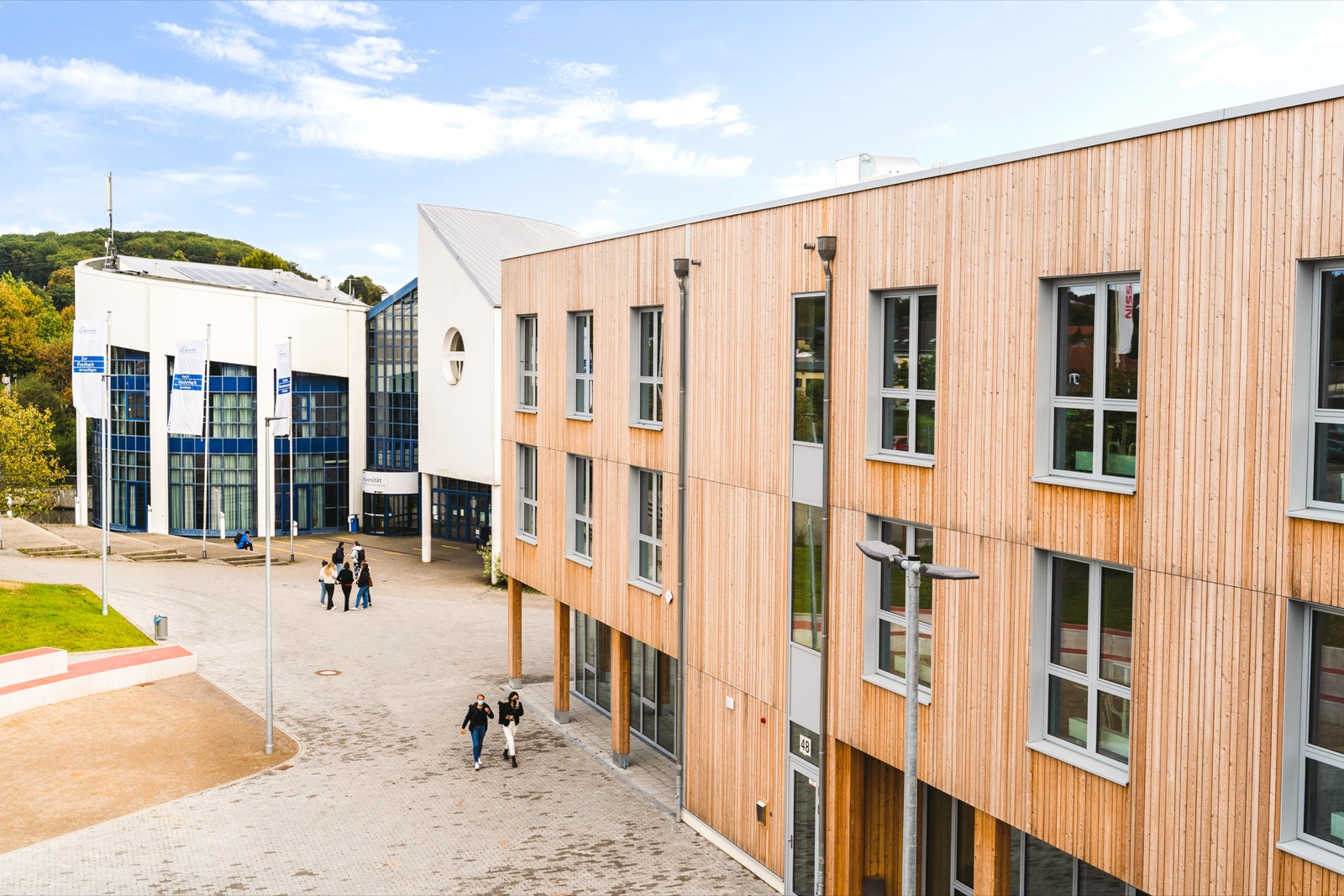 UW/H building